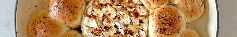 Tear ‘n’ Share Bread with Melting Honey Camembert