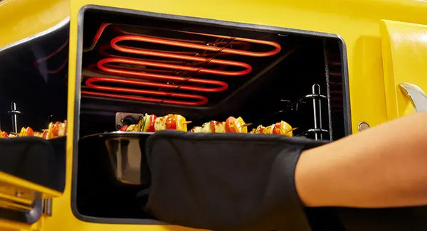 900W grill in the top oven cavity