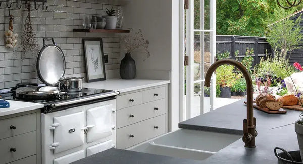 AGA 7 Series 100 in White