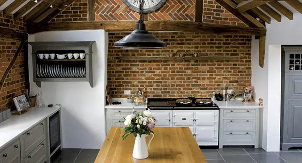 AGA 7 Series 150 in White
