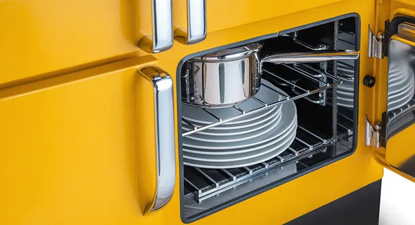 Useful warming oven